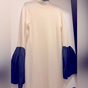 New Trina Turk Larissa Merino Wool Bell Sleeve Mock Turtleneck Dress Cream&Navy